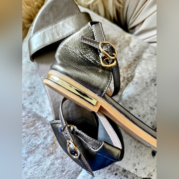 Metallic Bronze Leather Sandals size 7.5 - Picture 2 of 13